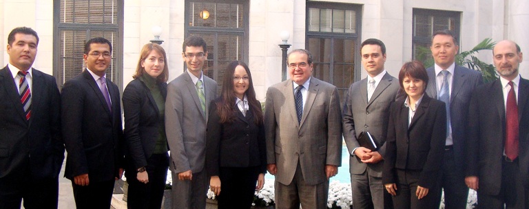 Fall 10 Fellows with Scalia